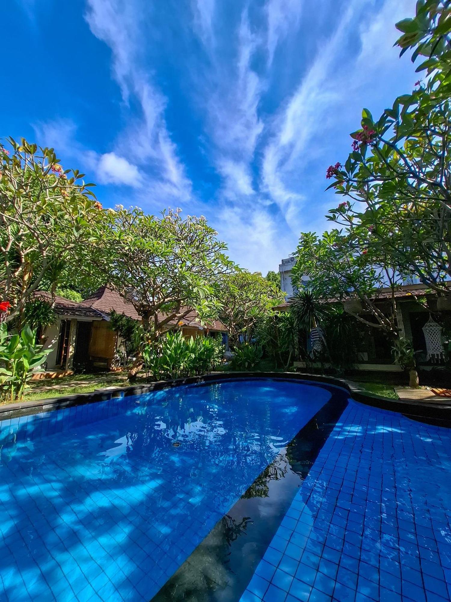 Oasis Villas Гили Траванган Экстерьер фото